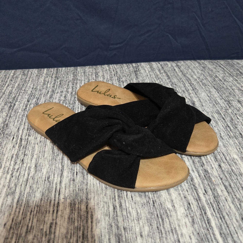 NWOT Lulu's Santana Black Crisscross Faux Suede Slide Sandals - Size 6 / 36